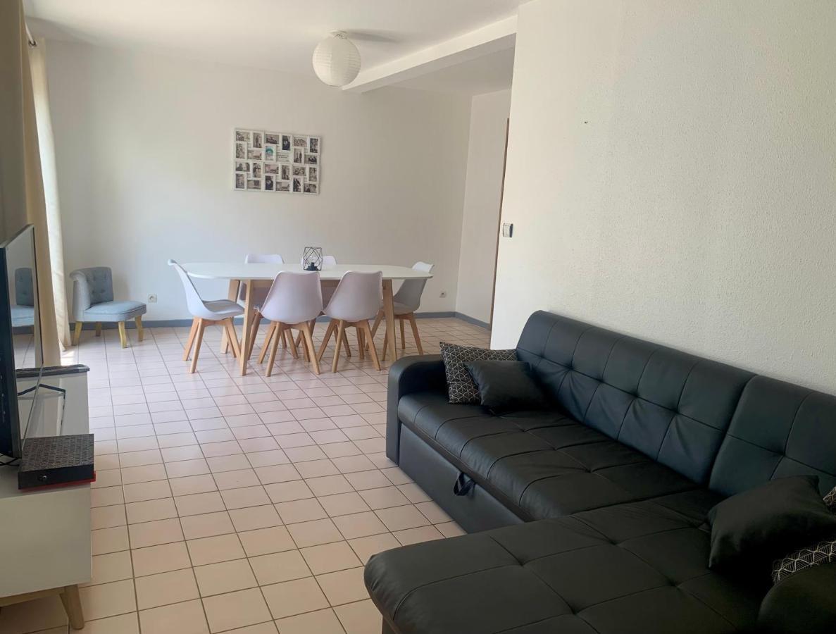 La Maison De Ville - 4 Chambres, 2 Sdb, Terrasse Et Garage - 90M2 Vesoul Buitenkant foto